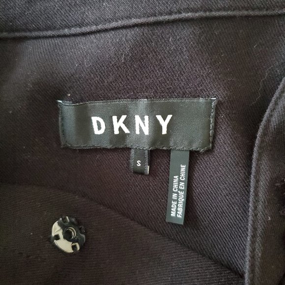 DKNY Women’s Ruffle Button Down - Picture 7 of 8